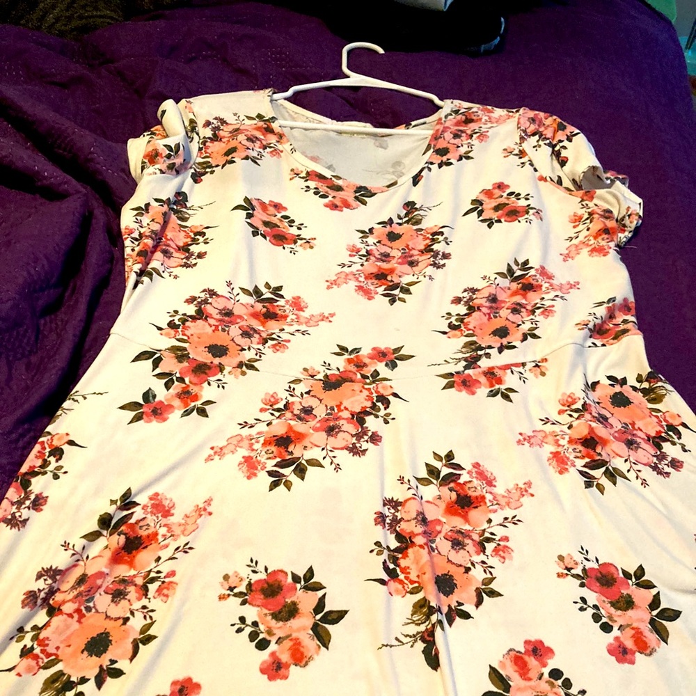 1X SUNDRESS LIKE NEW